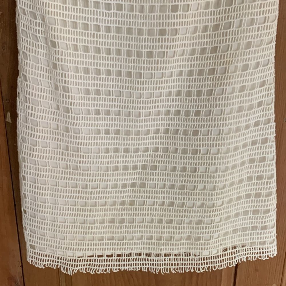 Tory Burch white crocheted short sleeve shift dress - Picture 7 of 12